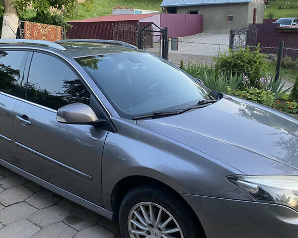 Серый Рено Лагуна, объемом двигателя 1.46 л и пробегом 299 тыс. км за 7200 $, фото 13 на Automoto.ua