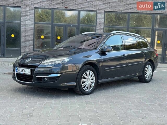 Сірий Рено Лагуна, об'ємом двигуна 2 л та пробігом 279 тис. км за 7500 $, фото 3 на Automoto.ua