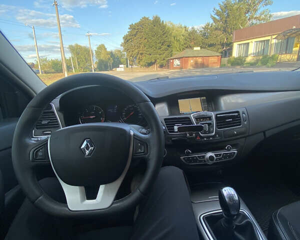 Серый Рено Лагуна, объемом двигателя 1.5 л и пробегом 275 тыс. км за 6150 $, фото 31 на Automoto.ua