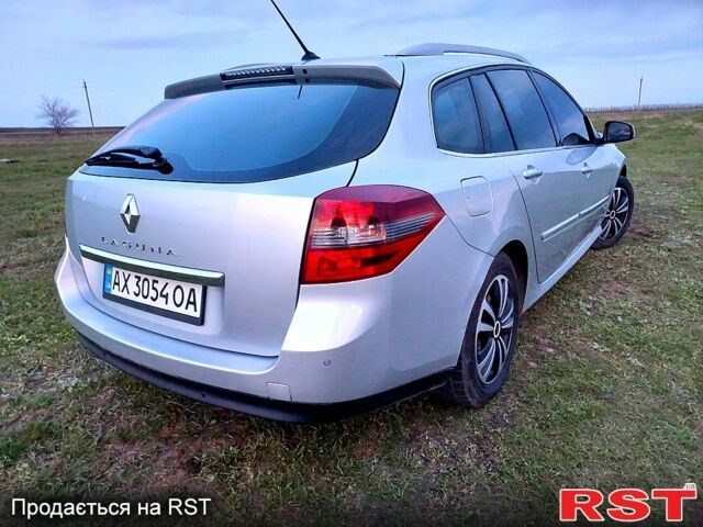 Серый Рено Лагуна, объемом двигателя 1.5 л и пробегом 290 тыс. км за 5900 $, фото 5 на Automoto.ua