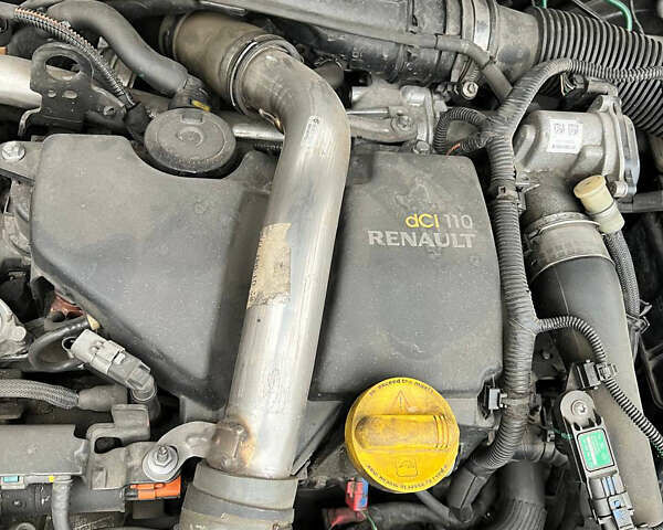 Серый Рено Лагуна, объемом двигателя 1.46 л и пробегом 266 тыс. км за 6500 $, фото 27 на Automoto.ua