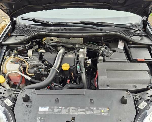 Серый Рено Лагуна, объемом двигателя 1.46 л и пробегом 204 тыс. км за 9400 $, фото 26 на Automoto.ua