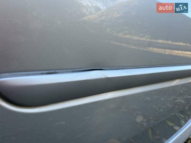 Серый Рено Лагуна, объемом двигателя 1.46 л и пробегом 285 тыс. км за 7000 $, фото 39 на Automoto.ua