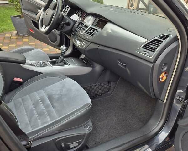 Серый Рено Лагуна, объемом двигателя 1.46 л и пробегом 204 тыс. км за 9400 $, фото 36 на Automoto.ua