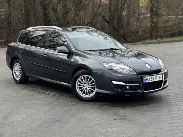 Серый Рено Лагуна, объемом двигателя 1.5 л и пробегом 280 тыс. км за 3000 $, фото 9 на Automoto.ua