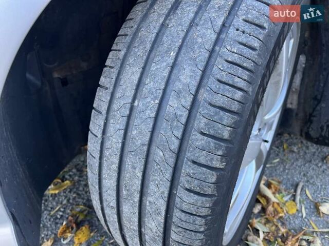 Серый Рено Лагуна, объемом двигателя 1.46 л и пробегом 285 тыс. км за 7000 $, фото 34 на Automoto.ua