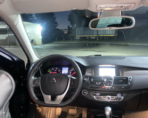 Серый Рено Лагуна, объемом двигателя 1.5 л и пробегом 275 тыс. км за 6150 $, фото 51 на Automoto.ua