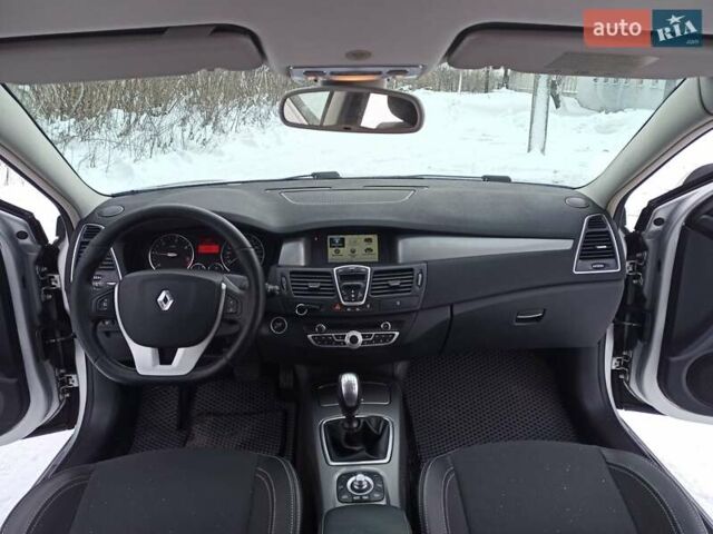 Сірий Рено Лагуна, об'ємом двигуна 1.46 л та пробігом 297 тис. км за 6250 $, фото 13 на Automoto.ua