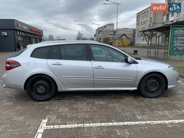 Сірий Рено Лагуна, об'ємом двигуна 2 л та пробігом 335 тис. км за 7600 $, фото 16 на Automoto.ua