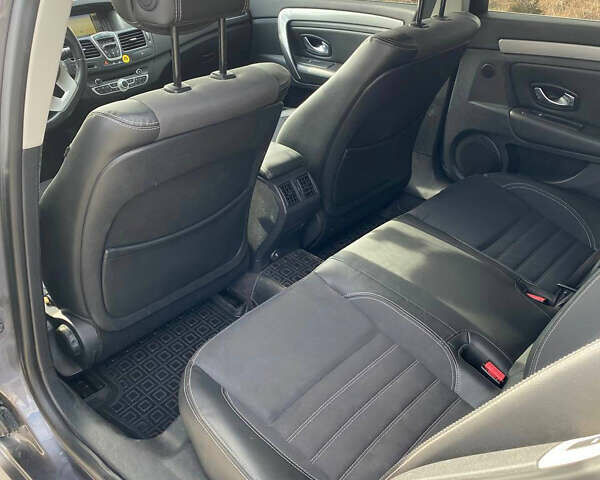 Серый Рено Лагуна, объемом двигателя 1.46 л и пробегом 299 тыс. км за 7200 $, фото 19 на Automoto.ua