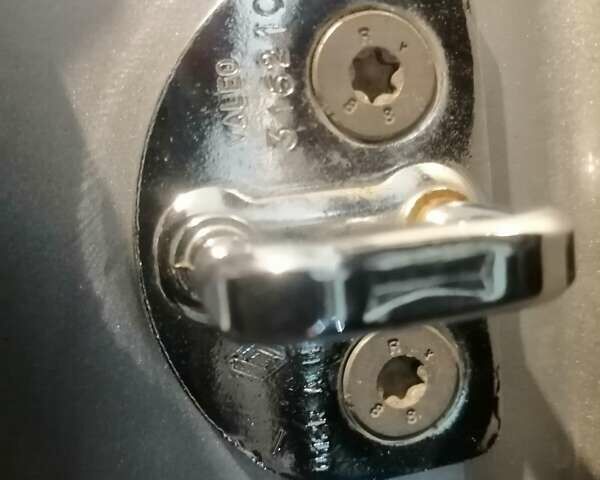 Серый Рено Лагуна, объемом двигателя 1.5 л и пробегом 192 тыс. км за 8600 $, фото 20 на Automoto.ua