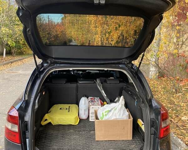 Серый Рено Лагуна, объемом двигателя 1.46 л и пробегом 294 тыс. км за 6000 $, фото 17 на Automoto.ua