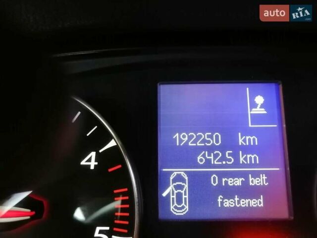 Серый Рено Лагуна, объемом двигателя 1.5 л и пробегом 192 тыс. км за 8600 $, фото 7 на Automoto.ua