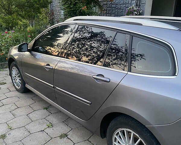 Серый Рено Лагуна, объемом двигателя 1.46 л и пробегом 299 тыс. км за 7200 $, фото 5 на Automoto.ua