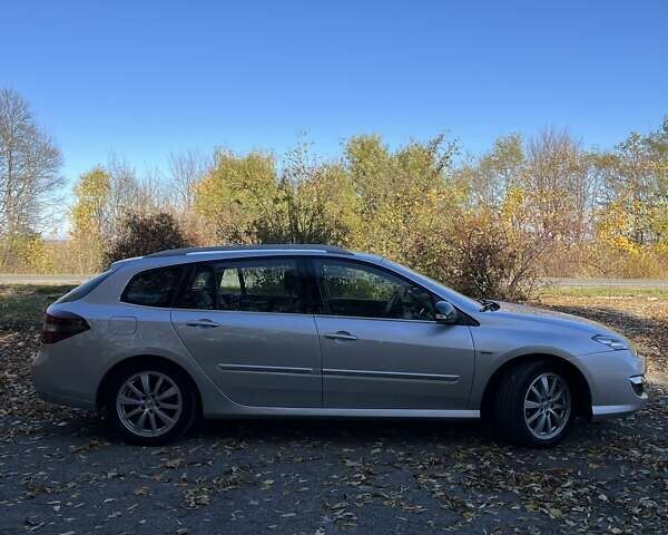 Серый Рено Лагуна, объемом двигателя 1.46 л и пробегом 285 тыс. км за 7000 $, фото 9 на Automoto.ua