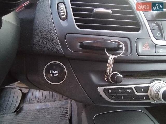 Серый Рено Лагуна, объемом двигателя 2 л и пробегом 262 тыс. км за 6500 $, фото 12 на Automoto.ua