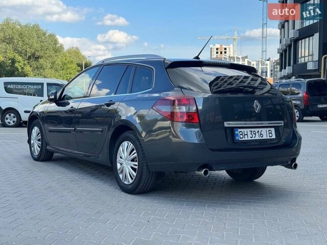 Сірий Рено Лагуна, об'ємом двигуна 2 л та пробігом 279 тис. км за 7500 $, фото 5 на Automoto.ua