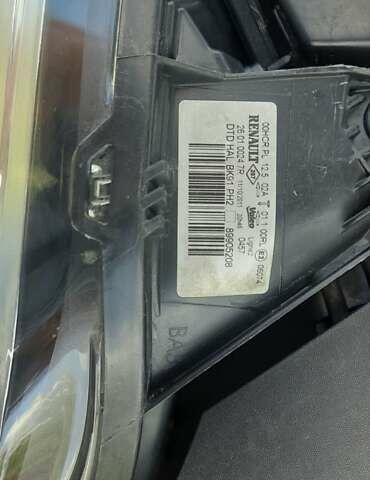 Серый Рено Лагуна, объемом двигателя 1.5 л и пробегом 300 тыс. км за 7150 $, фото 12 на Automoto.ua