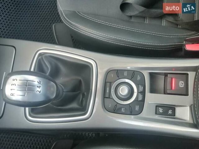 Серый Рено Лагуна, объемом двигателя 1.5 л и пробегом 192 тыс. км за 8600 $, фото 9 на Automoto.ua