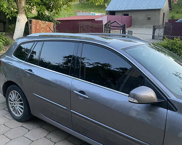 Серый Рено Лагуна, объемом двигателя 1.46 л и пробегом 299 тыс. км за 7200 $, фото 12 на Automoto.ua