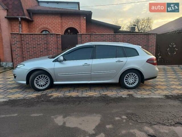 Серый Рено Лагуна, объемом двигателя 1.5 л и пробегом 173 тыс. км за 7500 $, фото 2 на Automoto.ua