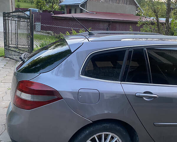 Серый Рено Лагуна, объемом двигателя 1.46 л и пробегом 299 тыс. км за 7200 $, фото 10 на Automoto.ua