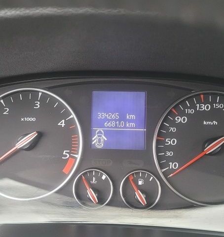 Серый Рено Лагуна, объемом двигателя 1.5 л и пробегом 334 тыс. км за 6900 $, фото 7 на Automoto.ua