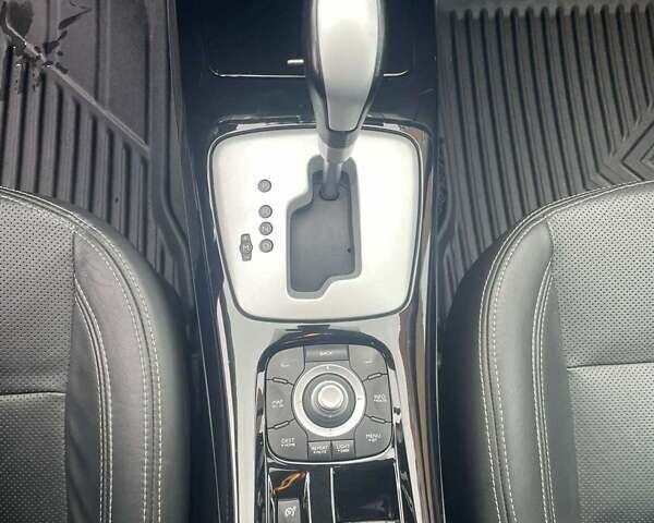 Серый Рено Лагуна, объемом двигателя 2 л и пробегом 225 тыс. км за 9500 $, фото 11 на Automoto.ua