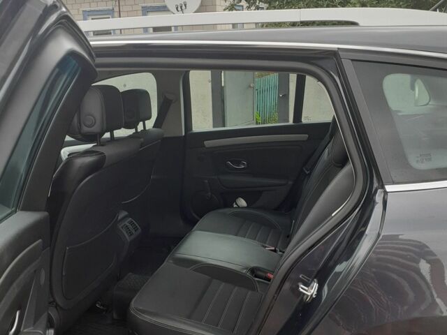 Серый Рено Лагуна, объемом двигателя 1.5 л и пробегом 253 тыс. км за 7200 $, фото 4 на Automoto.ua