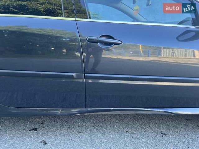 Серый Рено Лагуна, объемом двигателя 2 л и пробегом 255 тыс. км за 6500 $, фото 16 на Automoto.ua