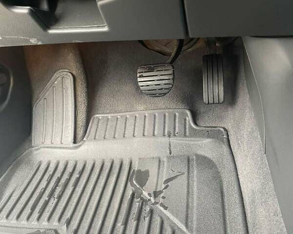 Серый Рено Лагуна, объемом двигателя 2 л и пробегом 225 тыс. км за 9500 $, фото 20 на Automoto.ua