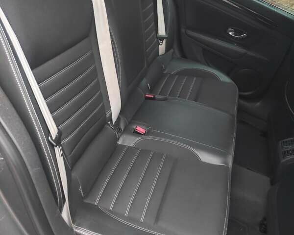 Серый Рено Лагуна, объемом двигателя 1.5 л и пробегом 220 тыс. км за 9300 $, фото 11 на Automoto.ua