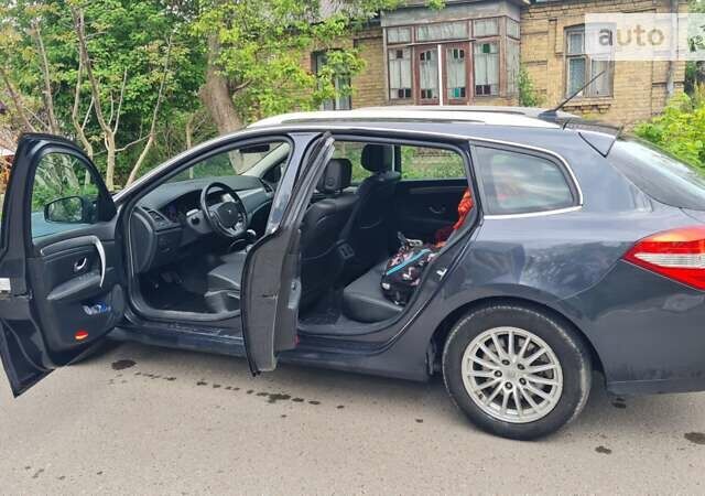 Сірий Рено Лагуна, об'ємом двигуна 2 л та пробігом 280 тис. км за 7400 $, фото 7 на Automoto.ua