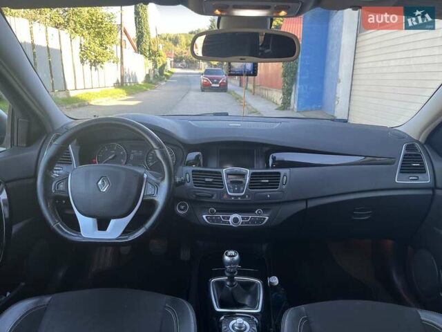 Серый Рено Лагуна, объемом двигателя 2 л и пробегом 255 тыс. км за 6500 $, фото 13 на Automoto.ua