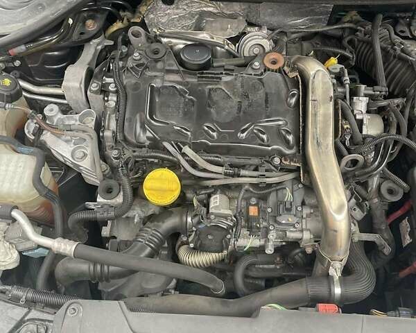 Серый Рено Лагуна, объемом двигателя 2 л и пробегом 225 тыс. км за 9500 $, фото 21 на Automoto.ua