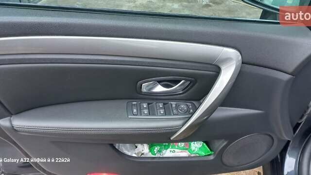 Сірий Рено Лагуна, об'ємом двигуна 2 л та пробігом 254 тис. км за 9300 $, фото 11 на Automoto.ua