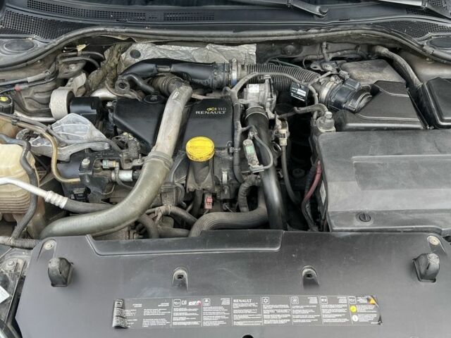 Серый Рено Лагуна, объемом двигателя 1.5 л и пробегом 345 тыс. км за 7000 $, фото 21 на Automoto.ua