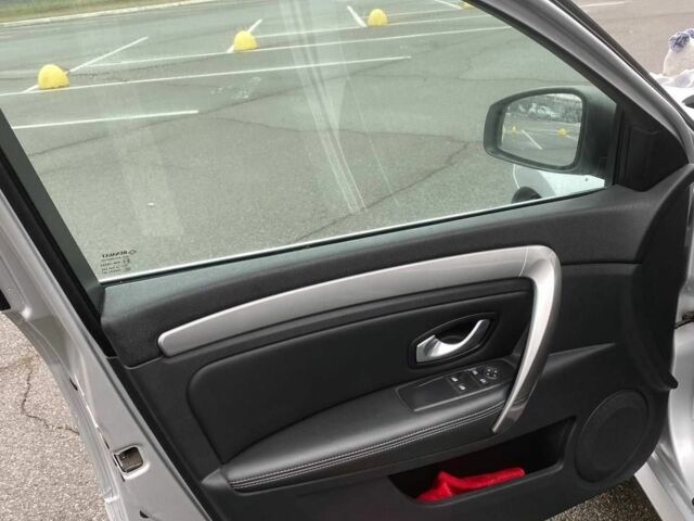 Серый Рено Лагуна, объемом двигателя 1.5 л и пробегом 334 тыс. км за 6900 $, фото 14 на Automoto.ua