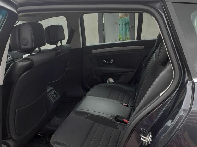 Серый Рено Лагуна, объемом двигателя 1.5 л и пробегом 253 тыс. км за 7200 $, фото 5 на Automoto.ua