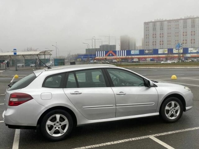 Серый Рено Лагуна, объемом двигателя 1.5 л и пробегом 334 тыс. км за 6900 $, фото 5 на Automoto.ua