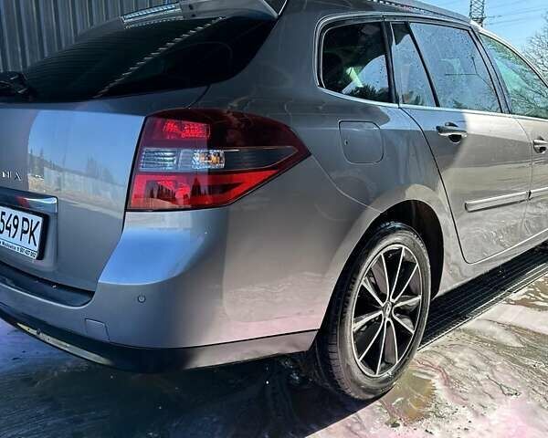 Серый Рено Лагуна, объемом двигателя 1.5 л и пробегом 210 тыс. км за 7500 $, фото 8 на Automoto.ua