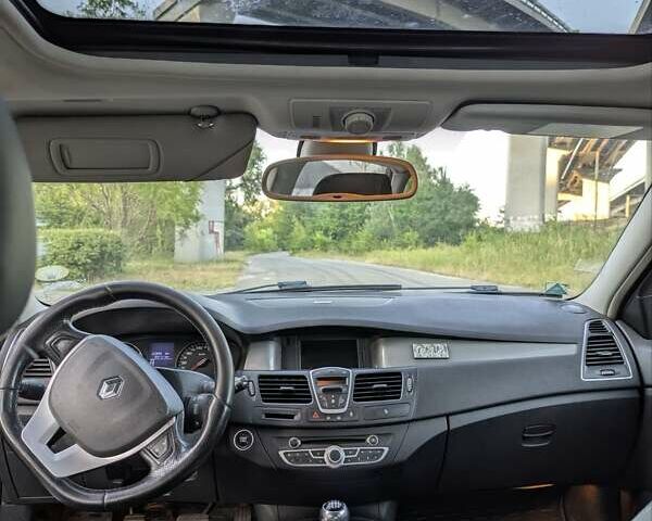Серый Рено Лагуна, объемом двигателя 2 л и пробегом 224 тыс. км за 7900 $, фото 9 на Automoto.ua