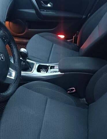 Серый Рено Лагуна, объемом двигателя 1.46 л и пробегом 288 тыс. км за 7500 $, фото 2 на Automoto.ua