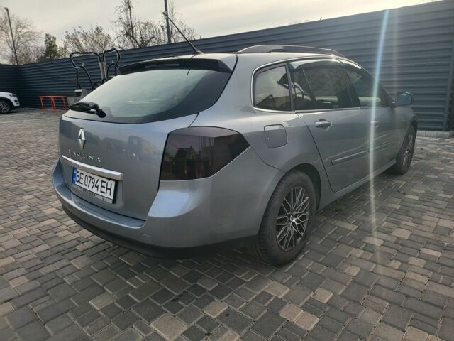 Серый Рено Лагуна, объемом двигателя 1.5 л и пробегом 241 тыс. км за 5500 $, фото 5 на Automoto.ua