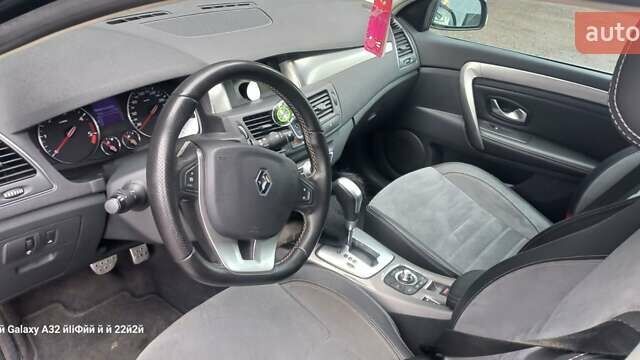 Сірий Рено Лагуна, об'ємом двигуна 2 л та пробігом 254 тис. км за 9300 $, фото 10 на Automoto.ua