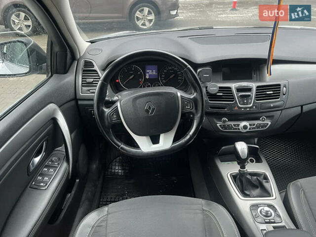 Серый Рено Лагуна, объемом двигателя 1.5 л и пробегом 260 тыс. км за 5999 $, фото 13 на Automoto.ua