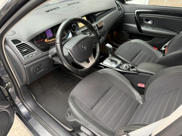 Серый Рено Лагуна, объемом двигателя 2 л и пробегом 275 тыс. км за 8999 $, фото 16 на Automoto.ua