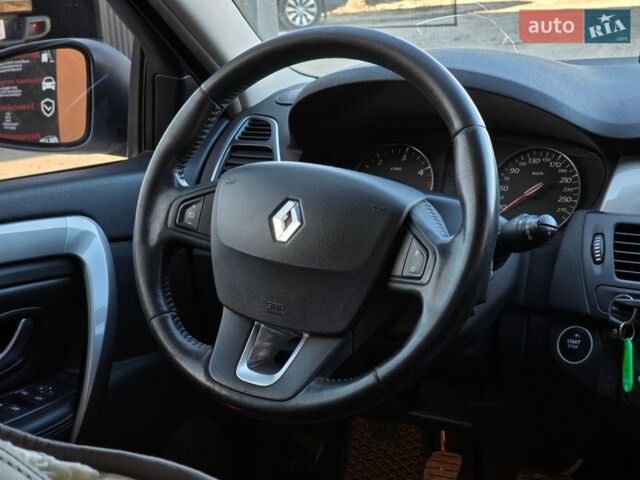 Сірий Рено Лагуна, об'ємом двигуна 1.5 л та пробігом 239 тис. км за 6500 $, фото 14 на Automoto.ua