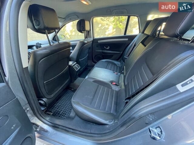 Сірий Рено Лагуна, об'ємом двигуна 1.5 л та пробігом 370 тис. км за 6500 $, фото 7 на Automoto.ua