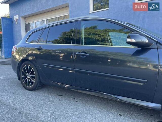 Серый Рено Лагуна, объемом двигателя 2 л и пробегом 255 тыс. км за 6500 $, фото 41 на Automoto.ua